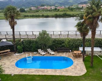 House History 1850 4 Stars T5 - Hendaye - Pool