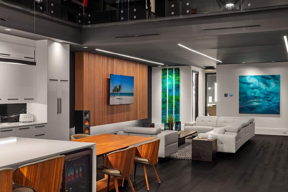 Modern City Loft in Downtown River District - פורט מאיירס
