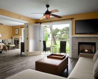Lighthouse Lodge & Cottages - Pacific Grove - Vardagsrum