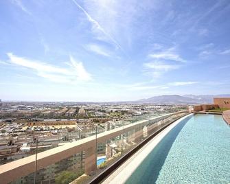-Malagasunapts-Skygarden Teatinos Pool Playground - Málaga - Pool