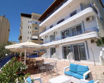 Murati Suites Sarandë - Saranda - Uteplats