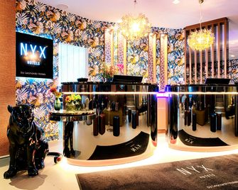 Nyx Hotel Mannheim by Leonardo Hotels - Mannheim - Rezeption