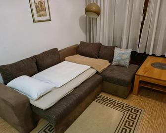 Studio Apartment - Stuttgart - Sala de estar