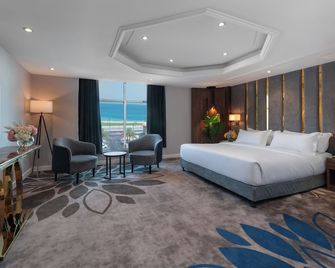 Warwick Al Jubail Hotel - Ель-Джубайль - Спальня