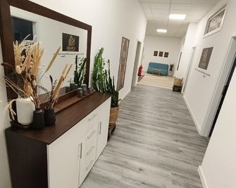 Lumara Apartment Modern temporary living - Aschaffenburg - Lobby