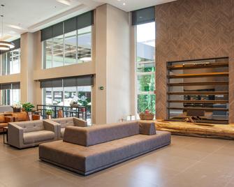 Holiday Inn Express Farroupilha By IHG - Farroupilha - Building