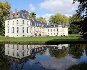 1 bedroom or 2 for rent independent entrance including kitchen + bathroom - WIFI - Belle-Église - Building
