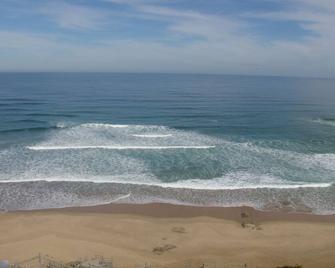 Wilderness Beach Hotel - ווילדרנס - חוף