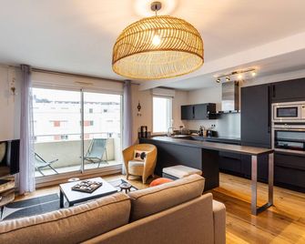 Le ViLoNa - T3 moderne avec parking privé - Rennes - Living room