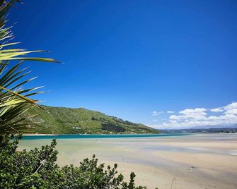 Under Milkwood Resort - Knysna - Beach
