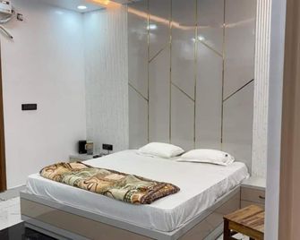 Shree Laxmi Banquet and Hotel - Darbhanga