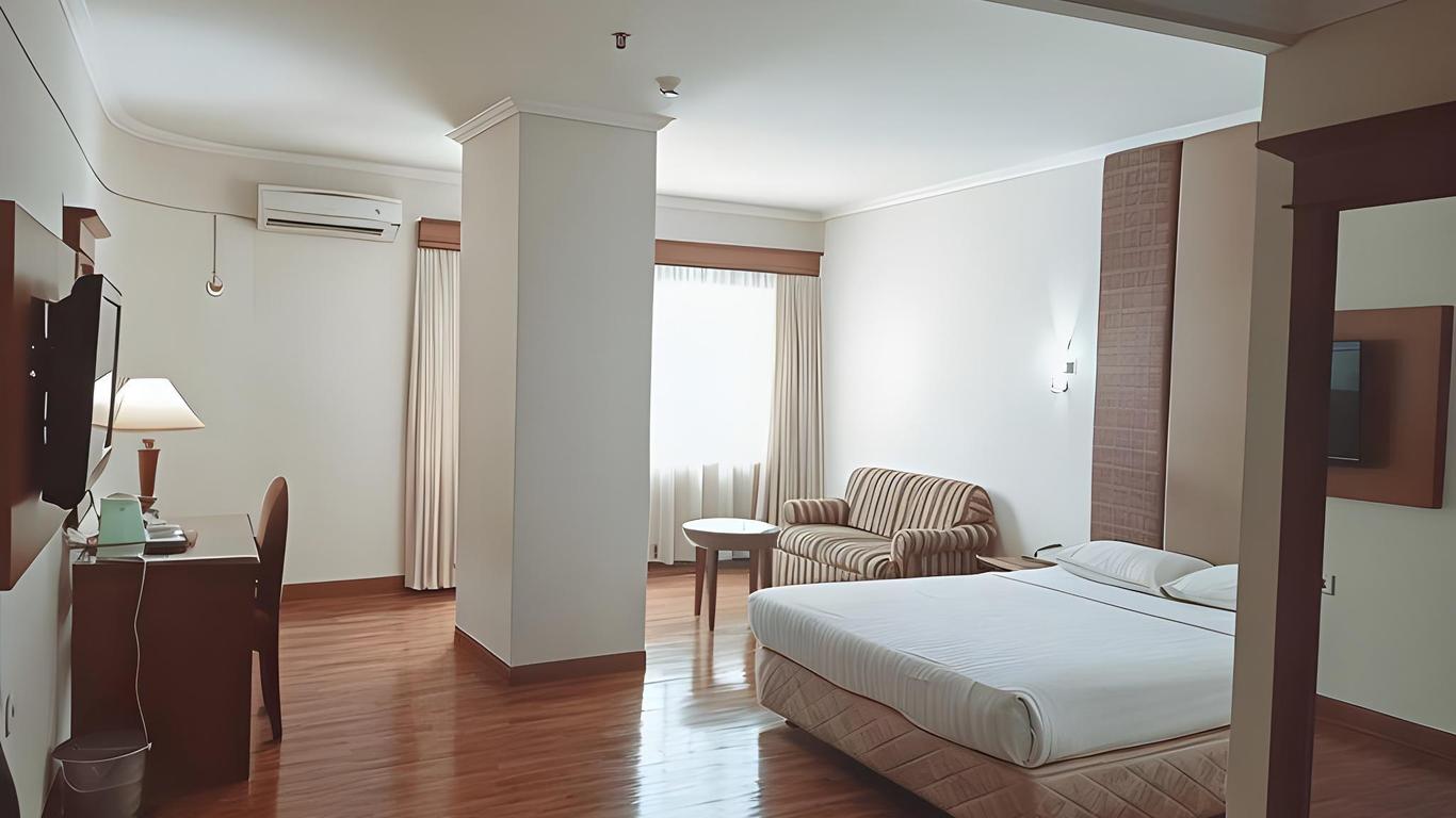 Mega Cikini Hotel