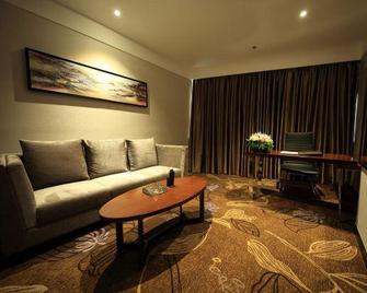 Chaoman Hotel (Foshan North Wenhua Road Chaoan Metro Station) - Foshan - Habitación