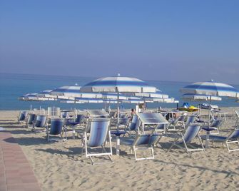 Il Calabriano Residence - Zambrone - Beach