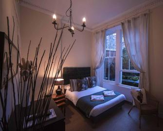 Amadeus Guest House - Glasgow - Bedroom