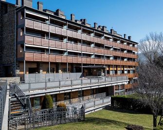 Hotel Llivia - Llivia - Building