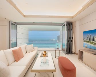 Five Luxe - Dubai