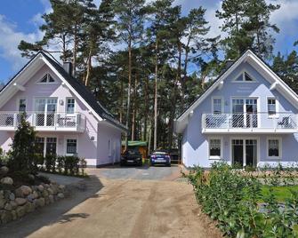 Ferienhaus MÜritzidyll / Og-Appartement - Gotthun - Gebäude