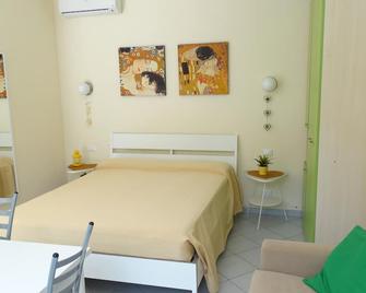 Lusso accessibile e Servizi - Lerici - Chambre