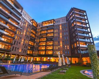 Speke Apartments Wampewo - Kampala - Building