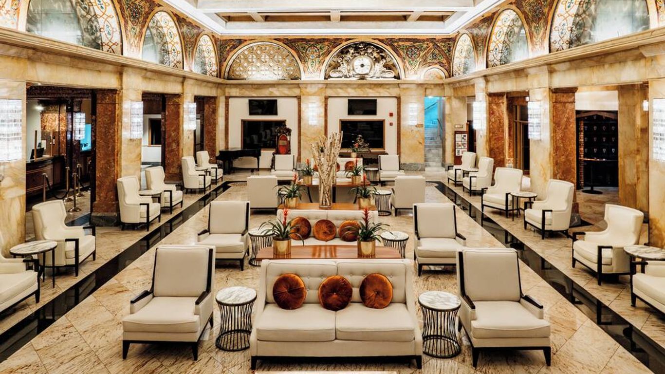 Congress Plaza Hotel