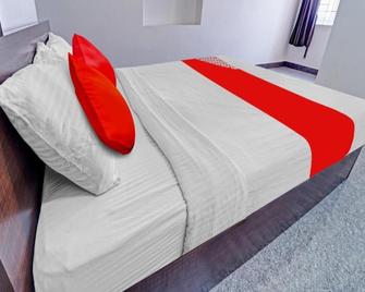 Coastal Grand Royal Residency, Namakkal - Selam - Schlafzimmer