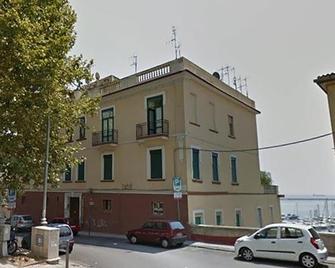 Nereidi Suites - Salerno - Building