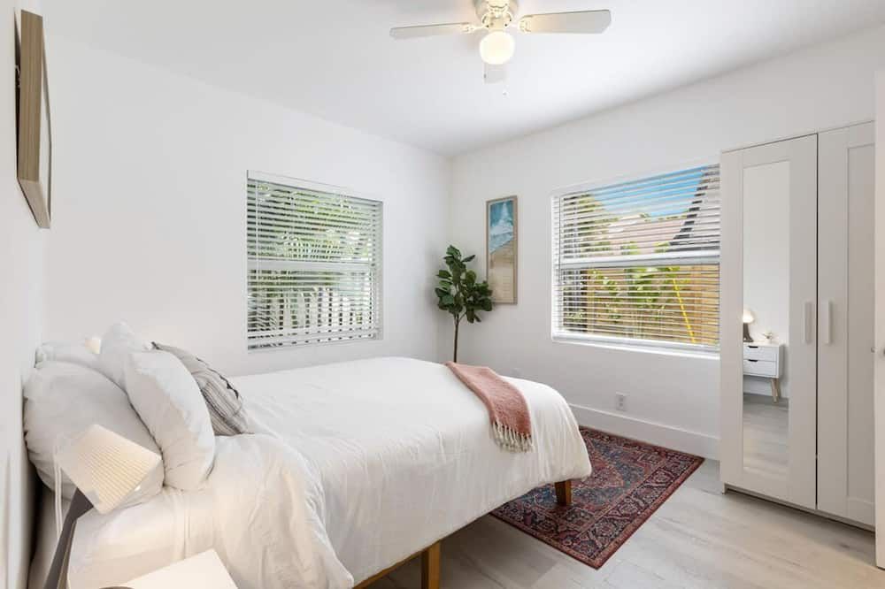 Charming 2 Bedroom Apartment in Victoria Park - פורט לודרדייל - חדר שינה