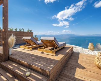 Alissachni Seaside Hotel - Derveni