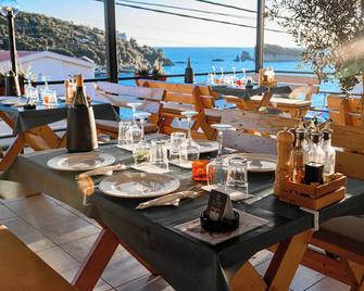 El Mar Hotel - Utjeha Bušat - Restaurante