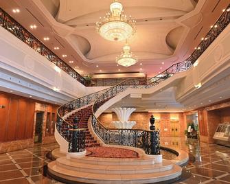 Hotel Springs Makuhari - Chiba - Lobby