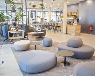 GHOTEL Hotel & Living Bochum - Bochum - Bar