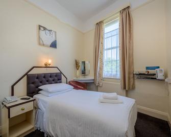 Devonshire Hotel - Torquay - Bedroom