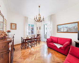 I Fiori 3-16 Apartment by Wonderful Italy - Sanremo - Salon