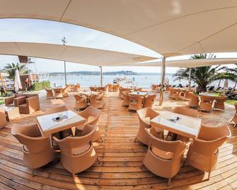 هوتل ريفييرا - لايف كلاس هوتيلز آند سبا - بورتوروز - مطعم
