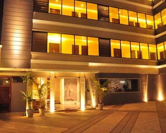 Rkn Hotel - Pondicherry - Building