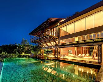 Mangala Estate Boutique Resort by IHG - Gambang - Bedroom