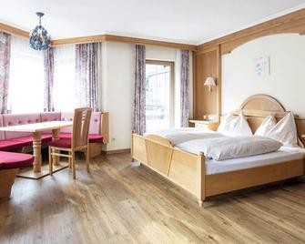 Heart Hotel Nordstern - Mayrhofen - Dormitor
