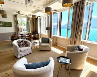 Boutique Hotel Niesenblick - Direkt Am Thunersee Gelegen Mit Self Check In & Digitaler Rezeption - Oberhofen am Thunersee - Living room