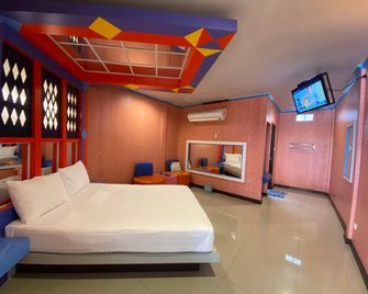 My House - Surin - Schlafzimmer