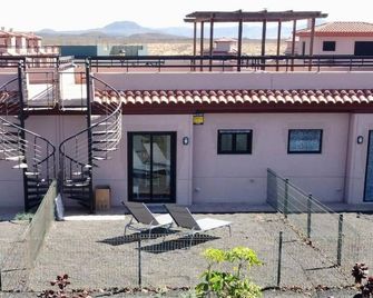 Dreamsville Fuerteventura a 5 minutos de Lajares - Lajares - Patio