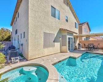 777rentals - 4brs/3ba - Wet And Wild Convenience - Spring Valley - Басейн