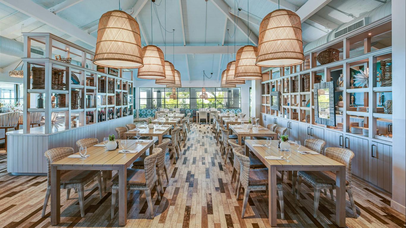 Baker's Cay Resort Key Largo, Curio Collection by Hilton