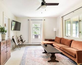 Hot Tub Cabin in the Mountains - Shandaken - Salon