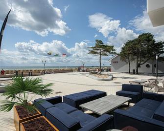 Lieblingsplatz Hotel Surf Rescue Club - Grömitz - Balkón