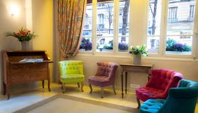 Hotel Eden Montmartre - Paris - Living room