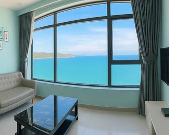 Hqh Sea View Apartment - Nha Trang - Sala de estar