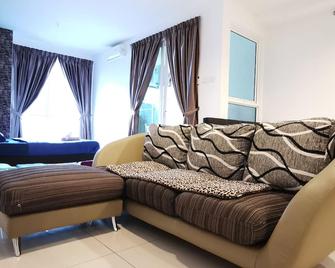 Studio Apartment Near Gurney Drive - George Town - Stue