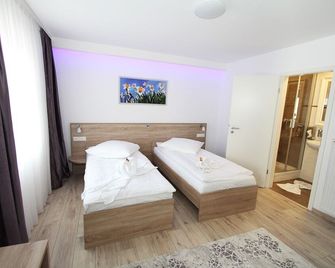 Pension Villa Colosseo im Herzen von Meiningen - Meiningen