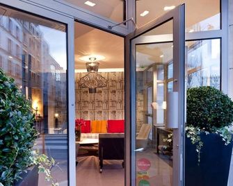 Apollon Montparnasse - París - Edificio